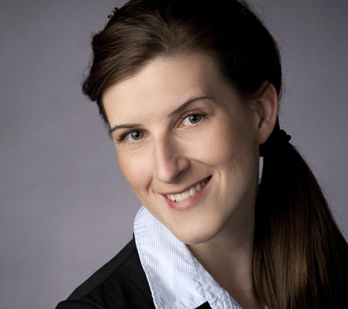 Dieses Bild zeigt Ulrike Pompe-Alama